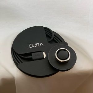 Oura Ring Heritage Silver, Gen 2 (Size 9)